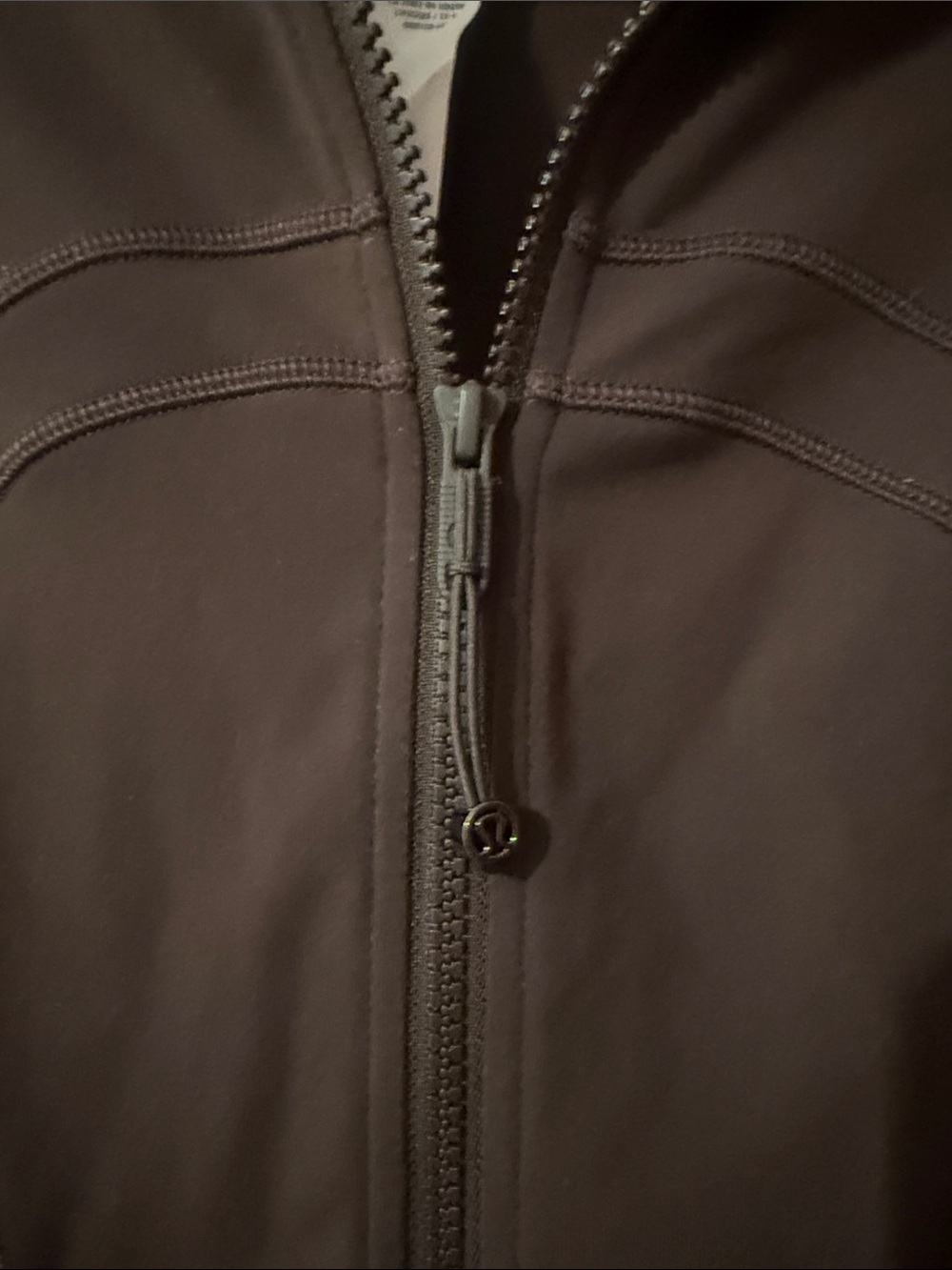 Lululemon Athletica Define - Luon Espresso - Picture 3 of 5